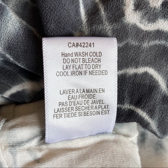 Young, Fabulous & Broke Tie Dye Cowl Neck Racerback Sleeveless Top Size S - Picture 13 of 16